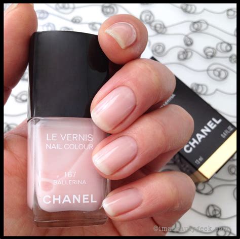 chanel le vernis longwear nail colour in ballerina|Chanel nail varnish boots.